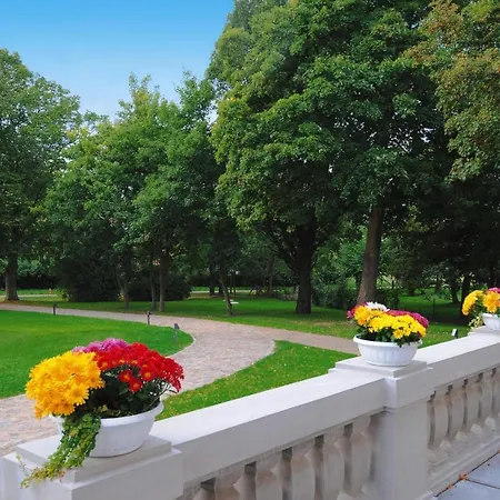 度假居 Gutshaus Zicker In Garz