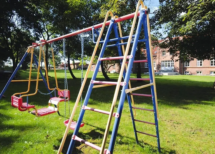 Gutshaus Zicker In Garz * Garz (Rugen)